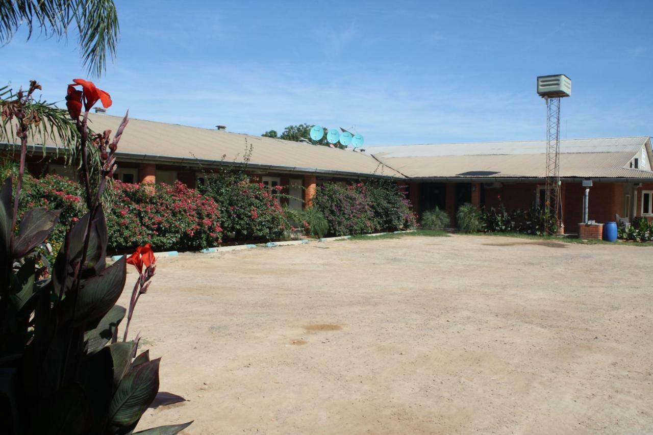 Hotel Golondrina Filadelfia Dış mekan fotoğraf
